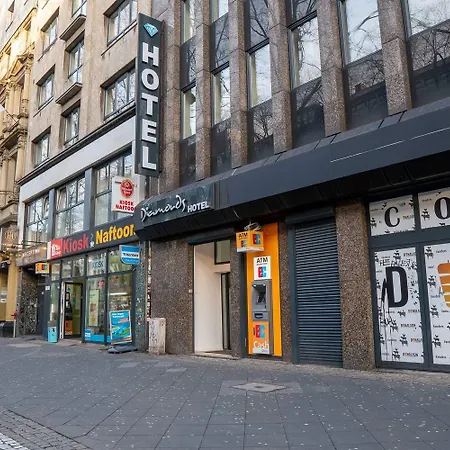 Hotel Diamonds *