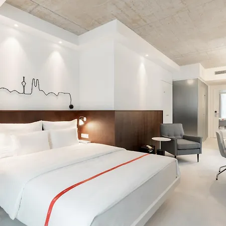 Ruby Ella 4* Kolín nad Rýnem
