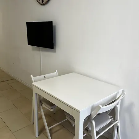 Stylish In Friesenplatz, Heart Of Apartamento *