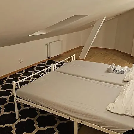 In Porz Am Rhein Mit Kompletter Kueche Colonia