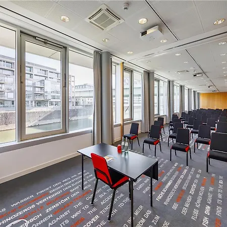 Art Cologne, By Park Plaza Hotell *