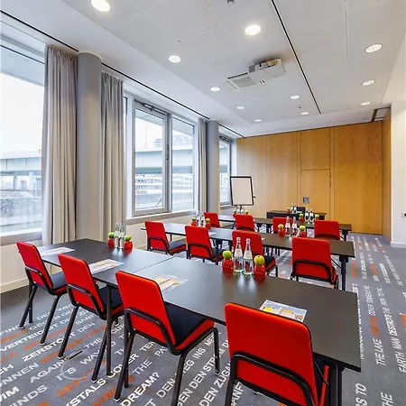 Art Cologne, By Park Plaza Hotell Köln