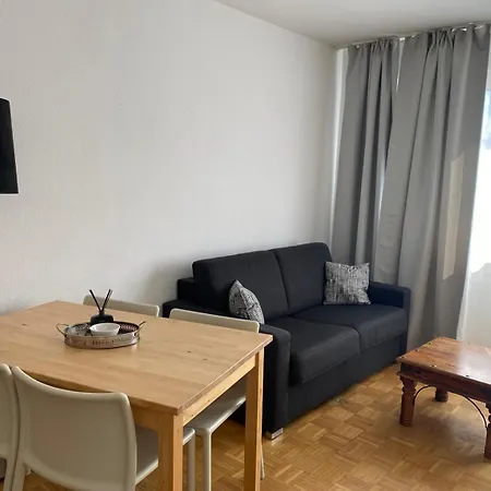 9 At Cathedral Apartment *
