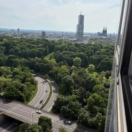 Apartament Schoenes Mit Parkplatz & 24h Checkin 2 *