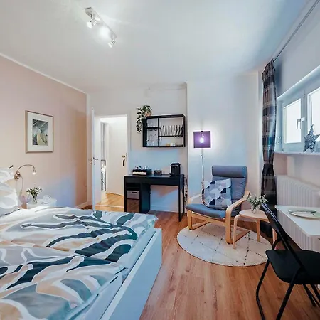 Apartament Komfortables Im Rechtsrheinischen