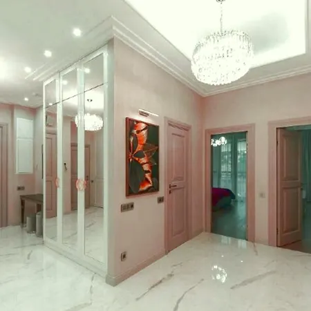 Apartment Spacious For 10 Guests In *