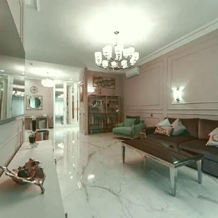 Apartment Spacious For 10 Guests In