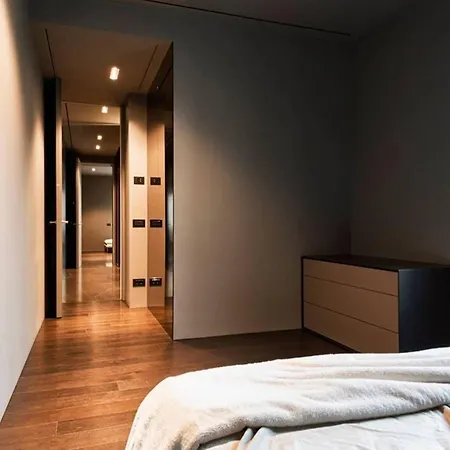 Rhein Crown - A Timeless Above The River Appartement *