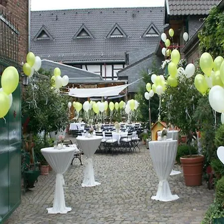 Pohlhof 3* كولونيا