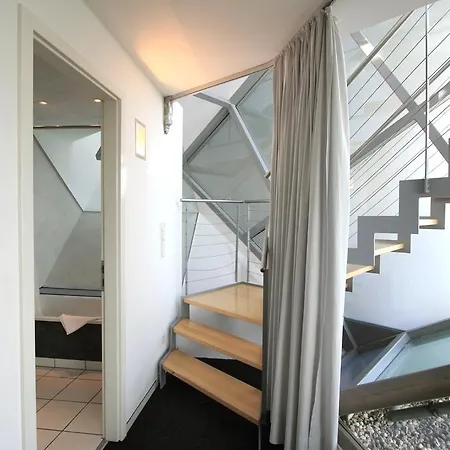 Chelsea Hotel 3*