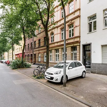 Messe- Und Monteurunterkunft * Keulen