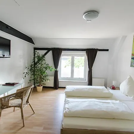 Pohlhof 3* كولونيا