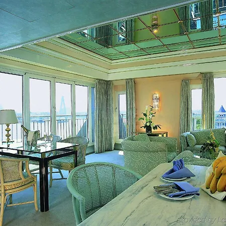 Maritim Hotel 4*