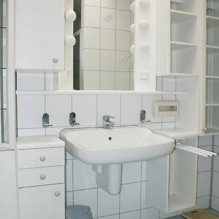 Hotel Moji Sieversstraße 2*