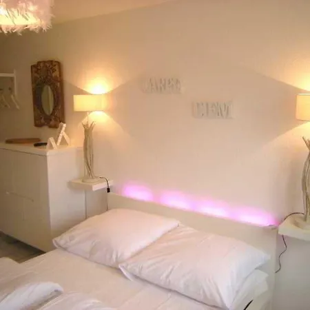A Partment Mediapark Hotel