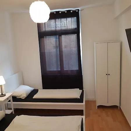 Shiva's Citysleep Albergue *