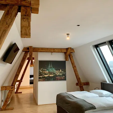Altstadthotel Hayk Am Rhein Ξενοδοχείο Κολωνία