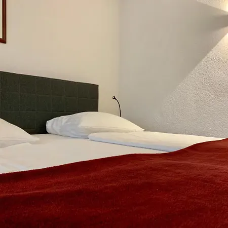 Altstadthotel Hayk Am Rhein 3* Κολωνία