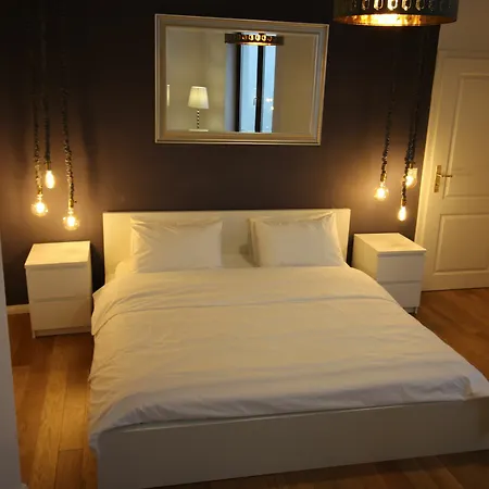 Premium In The Heart Of Апартаменты Кёльн