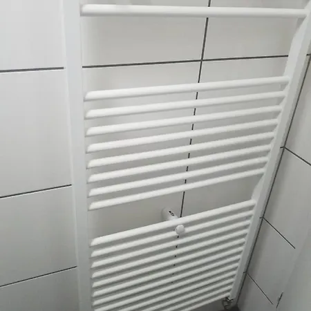 Workers-sleep-station * 科隆