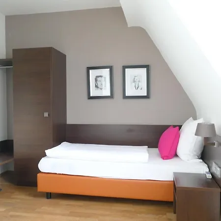 Hotel Steeps Ihr Brauhaus Und 3*