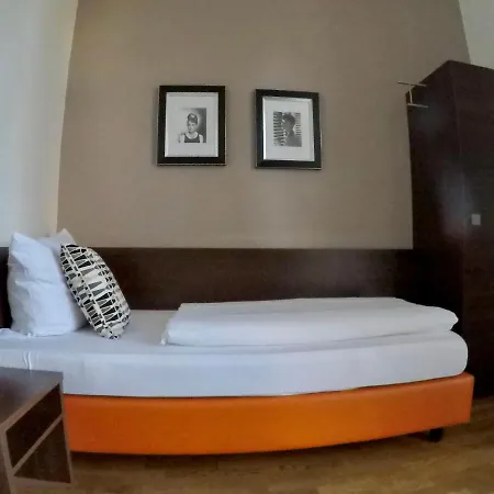 Steeps Ihr Brauhaus Und Hotel Köln