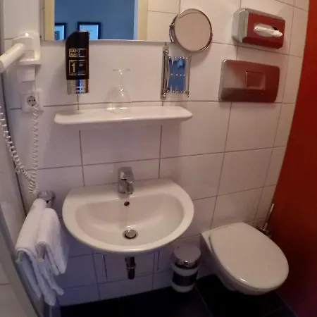 Hotel Steeps Ihr Brauhaus Und 3*