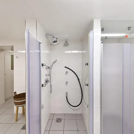 Hotel Leonet Kolonia