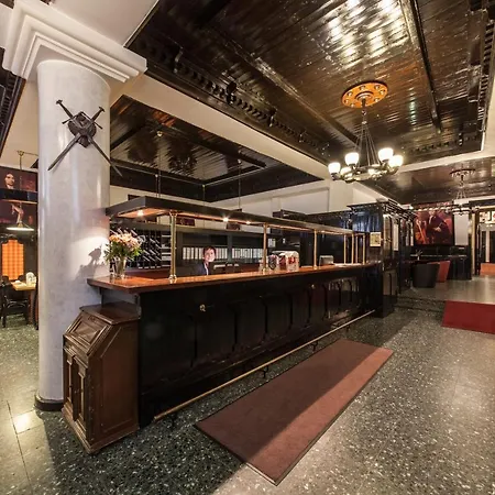 Ahl Meerkatzen Hotel