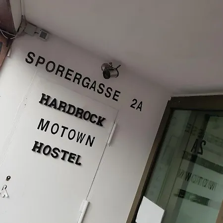 Hardrock Motown Hostel *