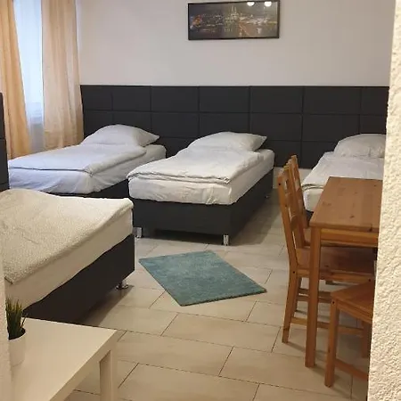 Workers-sleep-station * Kolonia