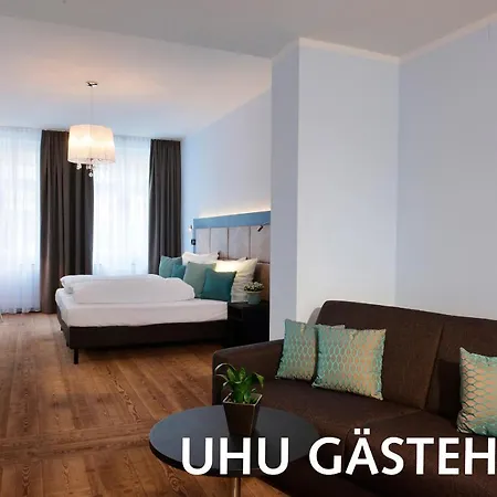 Uhu Garni Hotel 3*