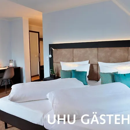 Uhu Garni