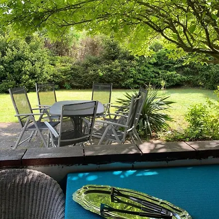 アパート Mit Garten In *