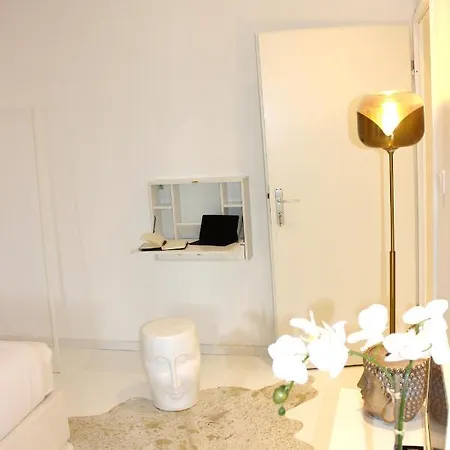 Privatunterkunft Shared A-partment • Möbliertes In - Ehrenfeld ! Köln