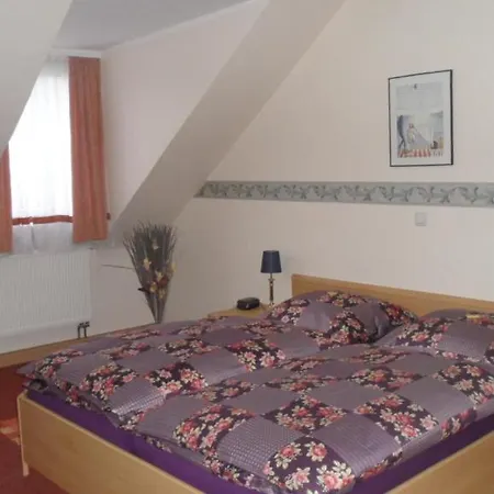 Eigelstein Hotel 2*