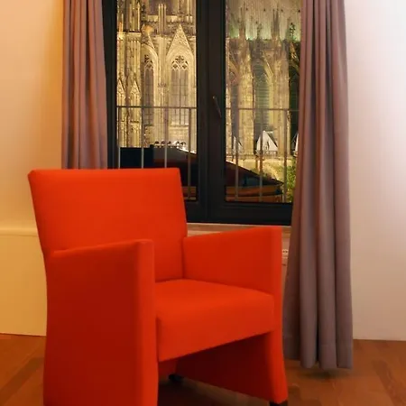 Eden Früh Am Dom Hotel 3*