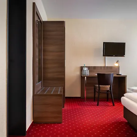 Hotel Leonet Kolonia
