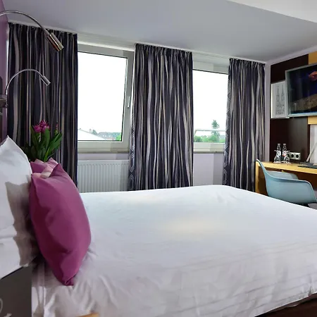 Hotel Uhu Garni 3*