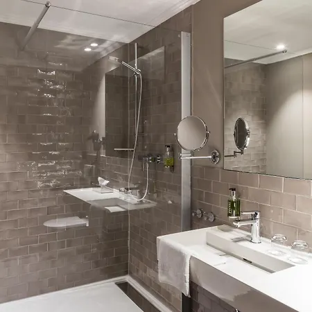 The Midtown 4* Köln
