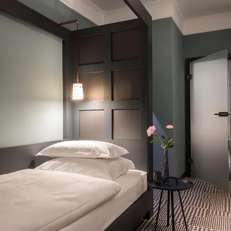 The Midtown 4* Köln