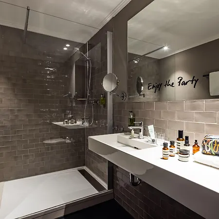 The Midtown 4* Köln
