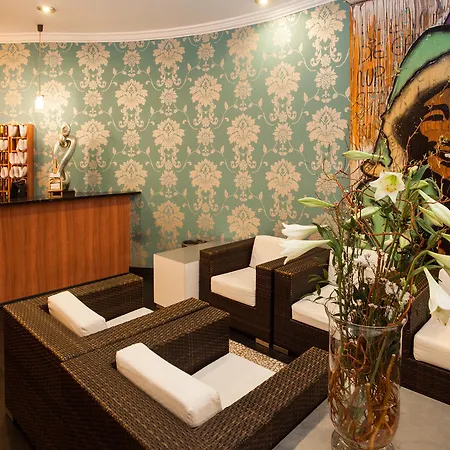 Boutique 003 Am Dom, Trademark Collection By Wyndham Hotel 3*