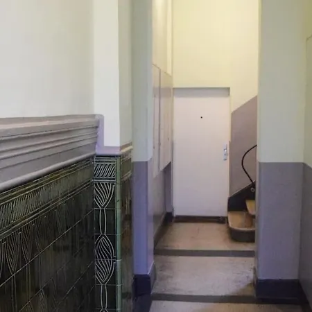 Appartement Hochwertige 4-zimmer-wohnung In Koln-sulz Keulen