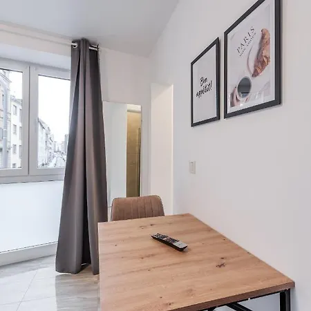 Apartments Cologne * كولونيا