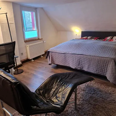 Schoenste Lage Am Rhein, Behagliches Haus Mit Kamin. Cologne