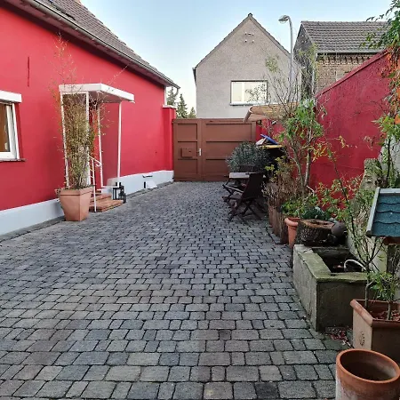 Schoenste Lage Am Rhein, Behagliches Haus Mit Kamin.