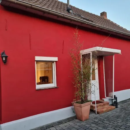 Schoenste Lage Am Rhein, Behagliches Haus Mit Kamin.
