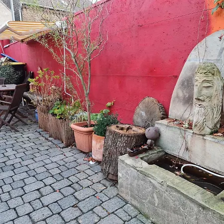 Schoenste Lage Am Rhein, Behagliches Haus Mit Kamin. Holiday home