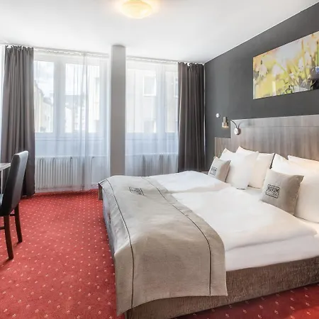 Hotel Leonet Kolonia